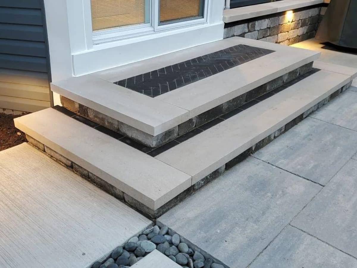 hardscape patio steps